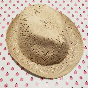 Brimmed cutout hat, tan NWOT